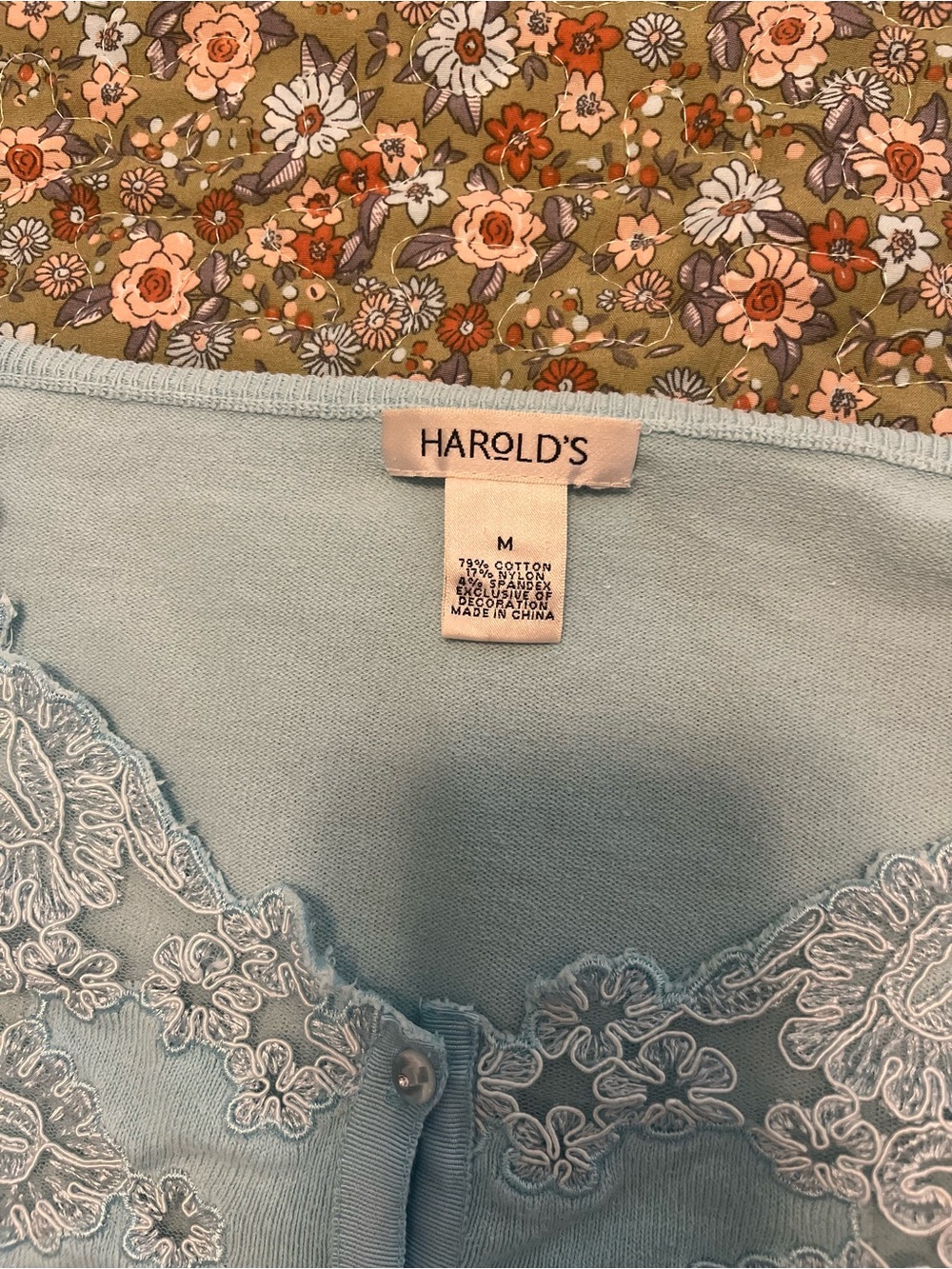 Harold's Embroidered Cardigan in Blue Size Medium